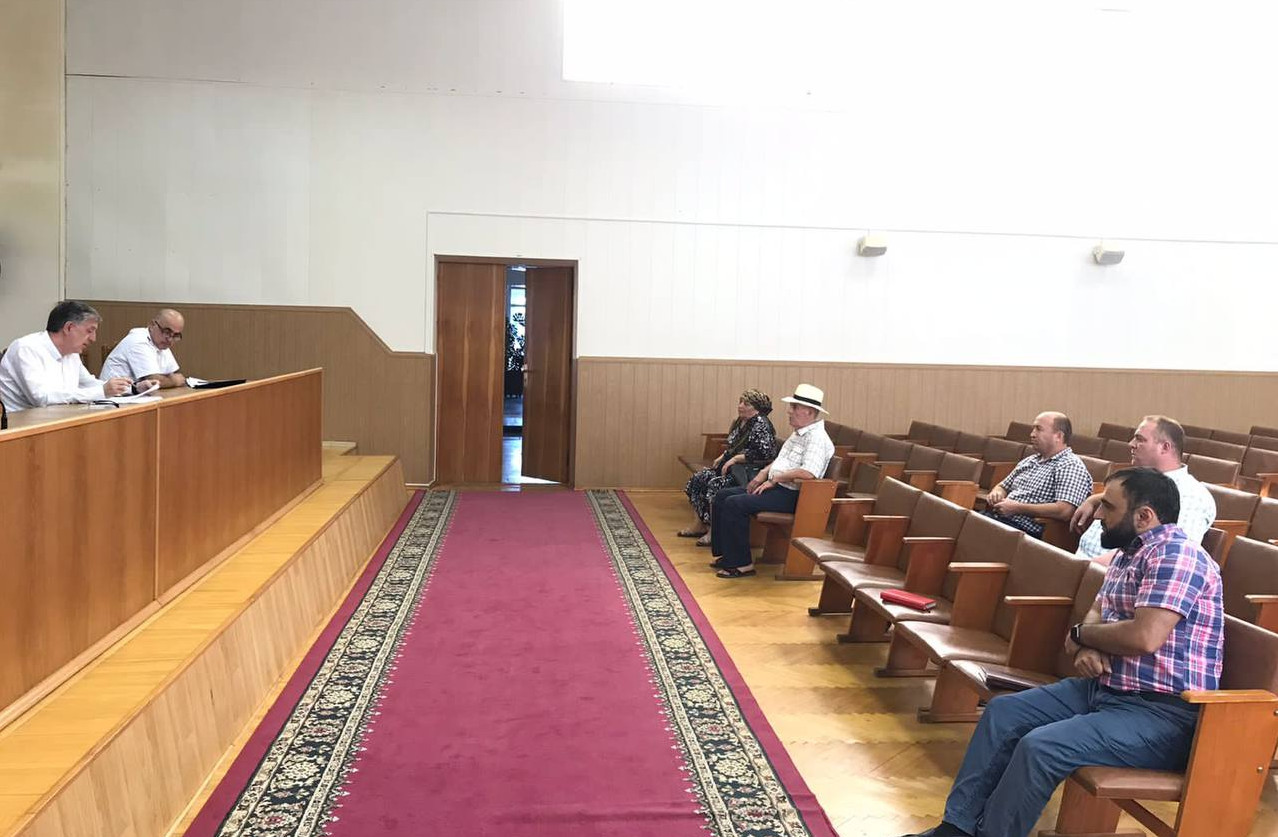 В городе Избербаше состоялся выездной прием граждан.