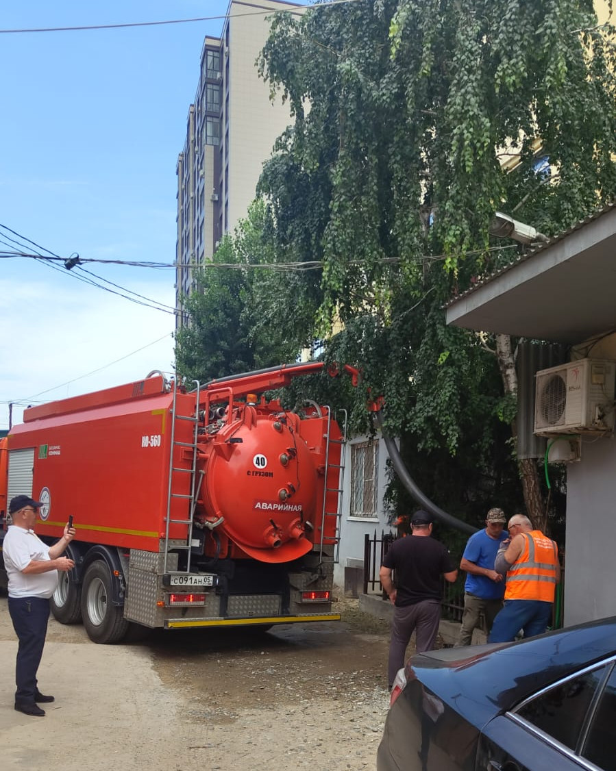 Подвал на Абаканской 3 начали приводить в порядок