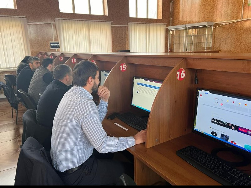 Квалификационный экзамен на знание жилищного законодательства сдали в Махачкале