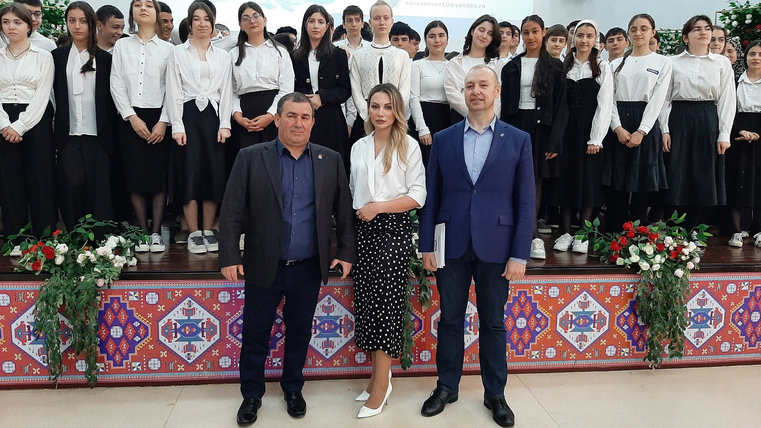 Сергей Касьянов провел тематический классный час в Лицее №13 города Каспийска