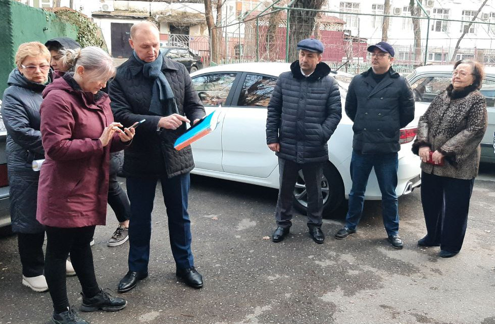Сергей Касьянов и Хиби Алиев проводят встречи с жителями МКД в рамках партпроектов «Единой России»