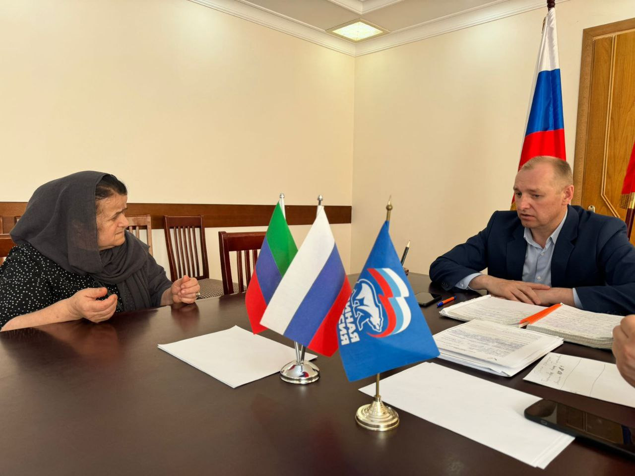Сергей Касьянов принял обращения граждан в Буйнакске
