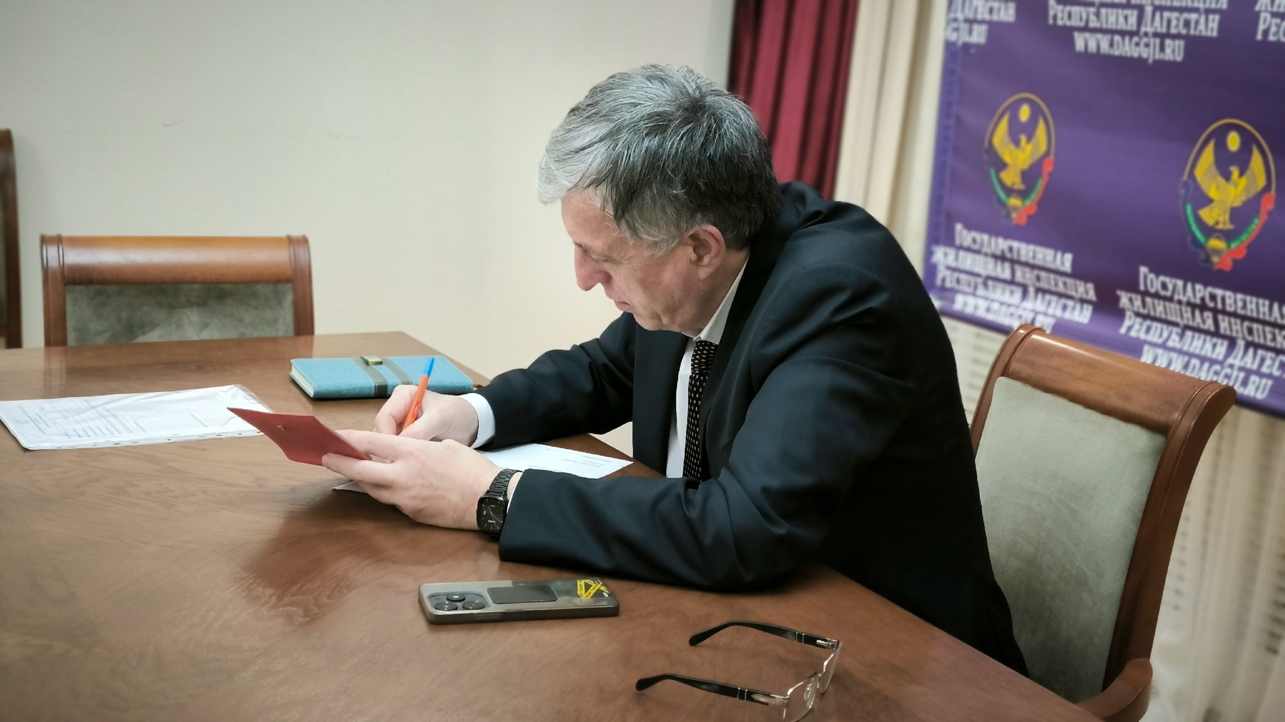 В Госжилинспекции РД прошёл еженедельный приём граждан