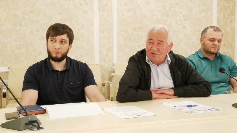 Итоги осенне-зимнего периода подвели в администрации Хасавюрта