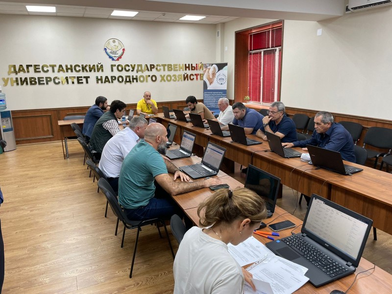 Очередные квалификационные испытания на знание в сфере ЖКХ состоялись под наблюдением Лицензионной комиссии РД