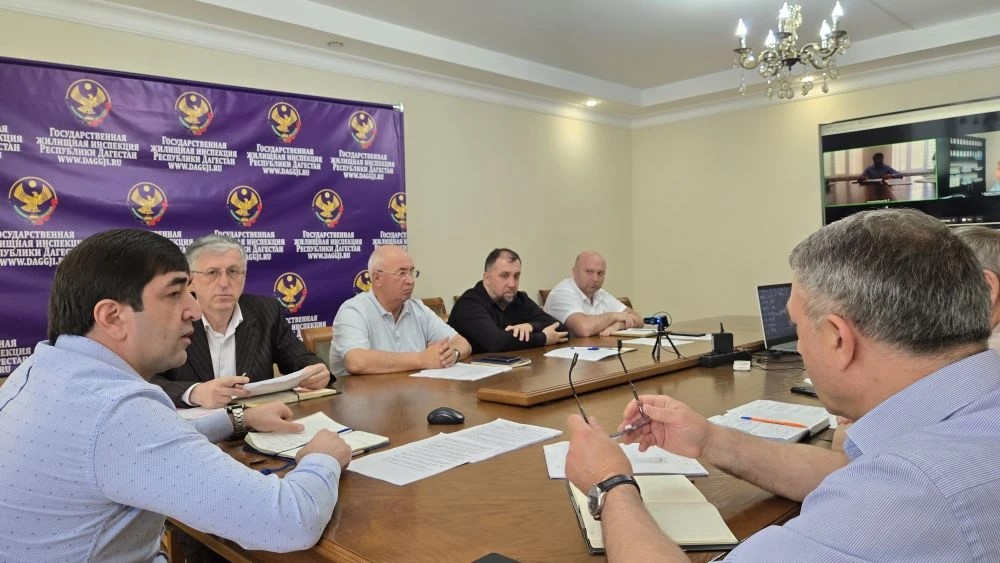 Итоги аппаратного совещания: жёсткий спрос с УК «Родник» и «Альфа-М», итоги недели и рейтинг УО за май