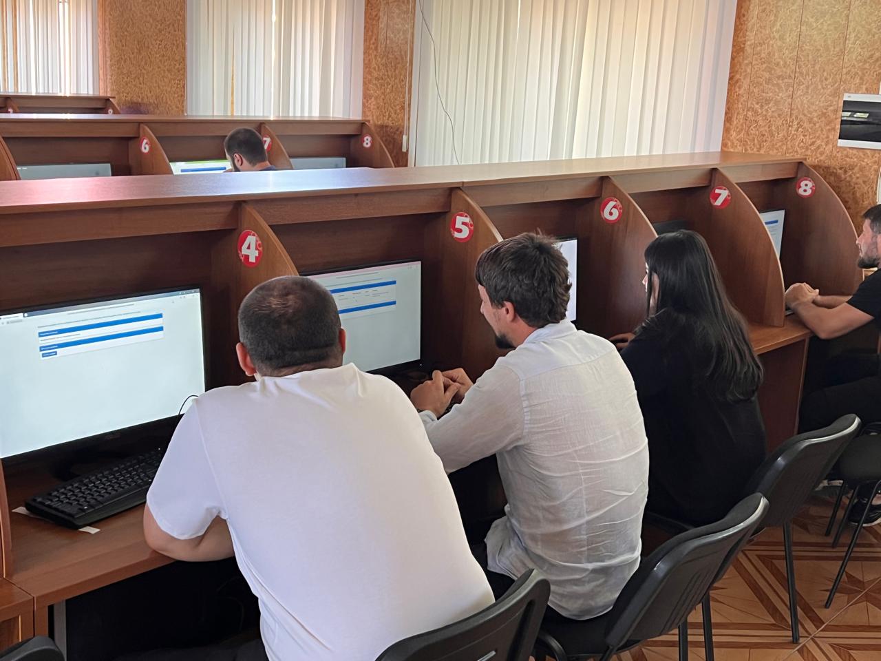 В Центре современных информационных технологий ДГТУ прошел квалификационный экзамен