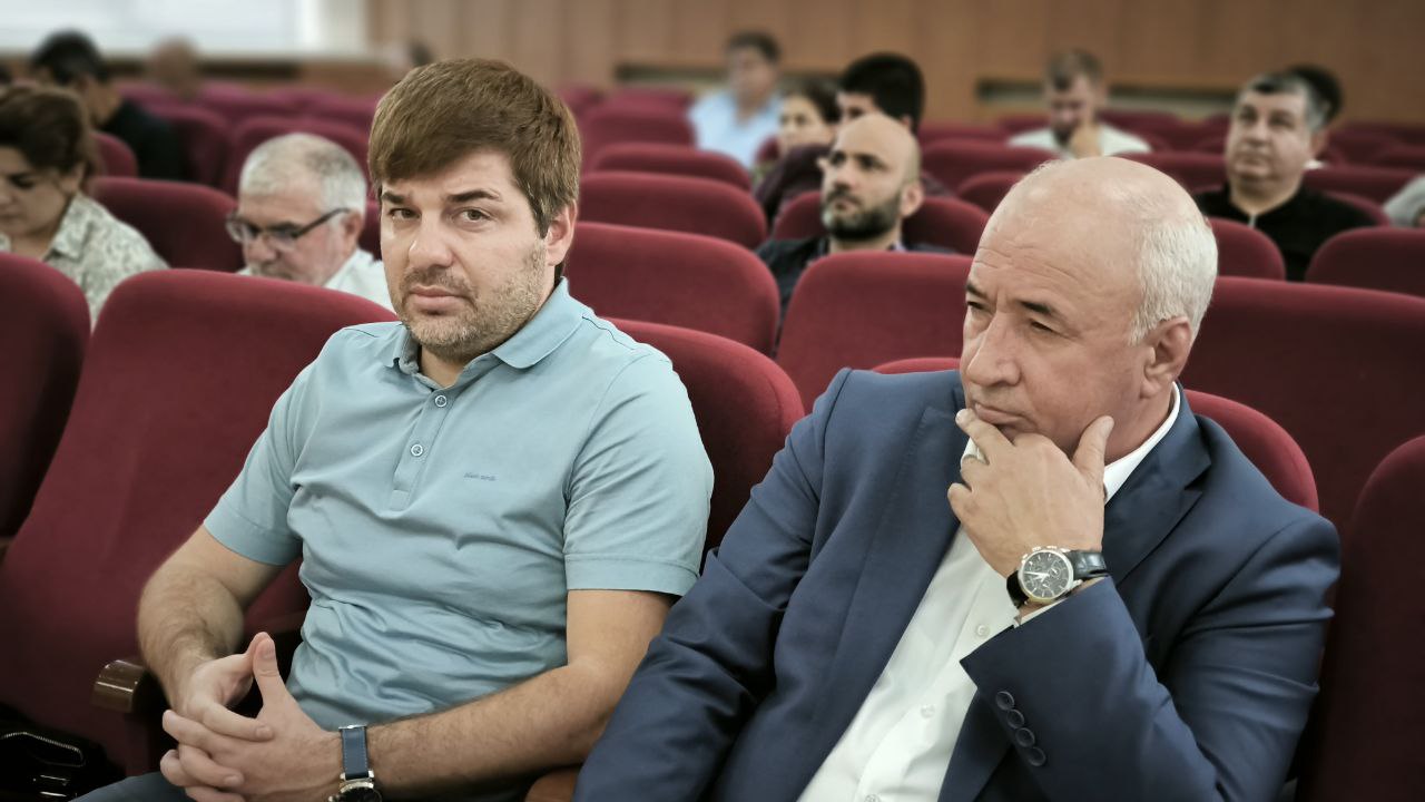 «Цель одна - решение вопросов» - Арсен Гаджиев с рабочей поездкой посетил Каспийск