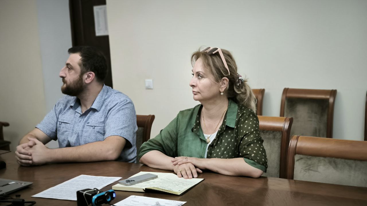Готовность к отопительному сезону: совместное совещание ГЖИ Дагестана и Михайловского муниципального округа Запорожской области
