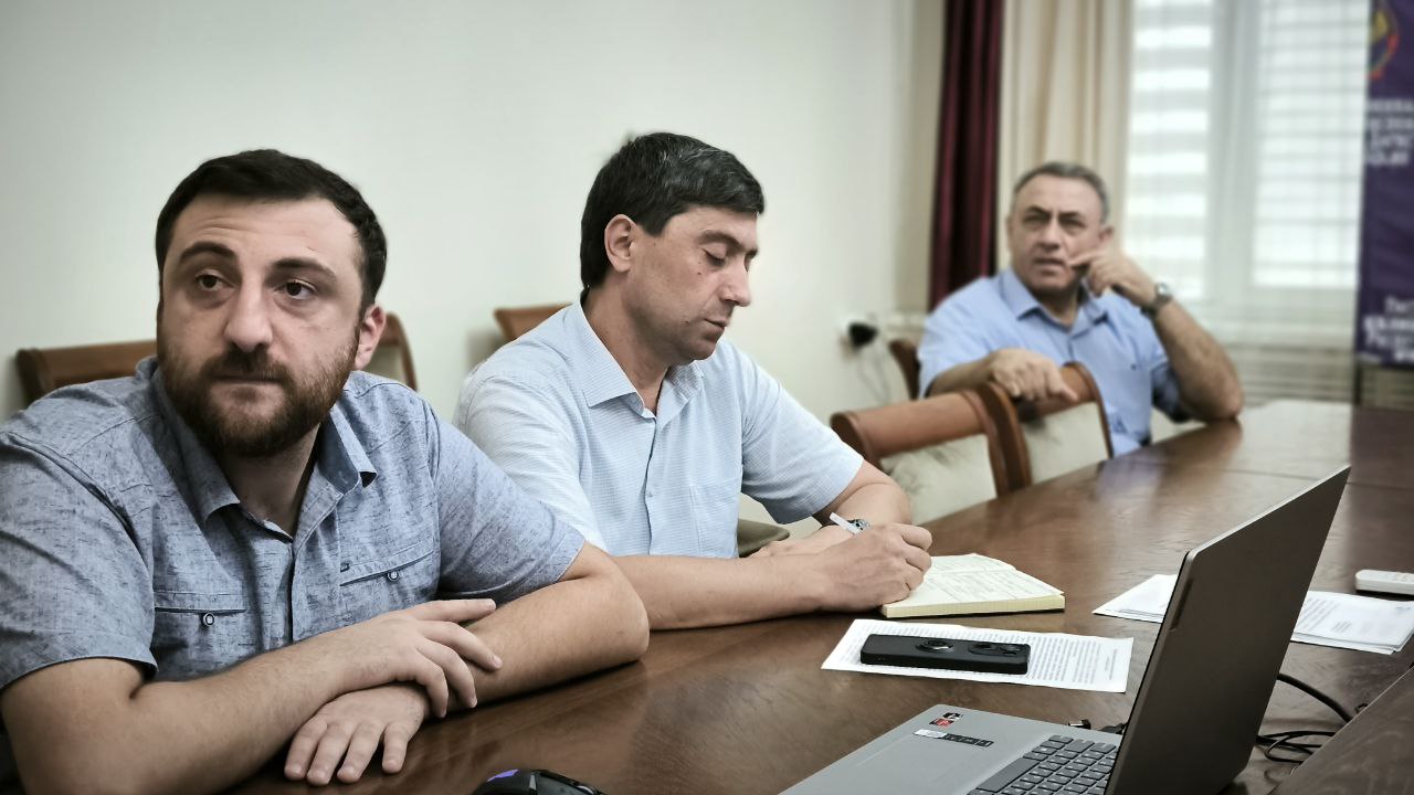 Готовность к отопительному сезону: совместное совещание ГЖИ Дагестана и Михайловского муниципального округа Запорожской области