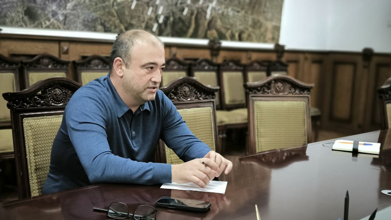 В Дербенте обсудили проблемы ЖКХ и усиление контроля за работой управляющих компаний