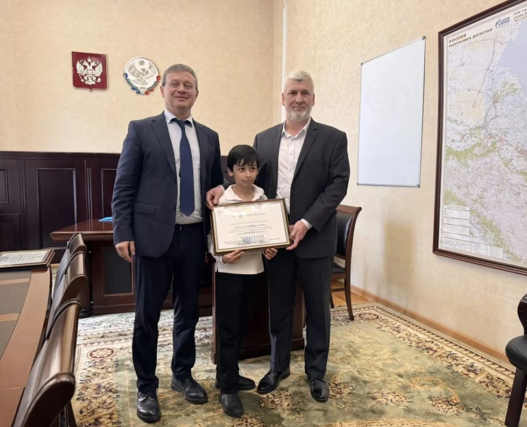 Торжественное награждение сотрудников Госжилинспекции РД