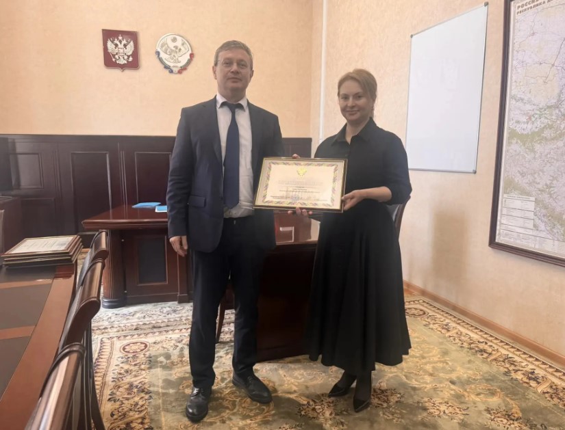 Торжественное награждение сотрудников Госжилинспекции РД