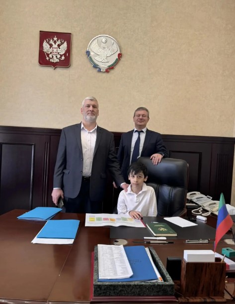 Торжественное награждение сотрудников Госжилинспекции РД