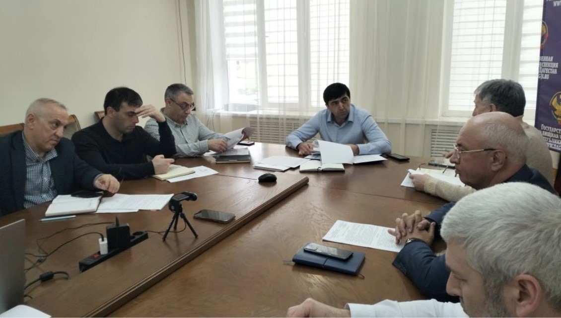 Аппаратное совещание в ГЖИ РД: итоги недели, стихия и отчеты УК